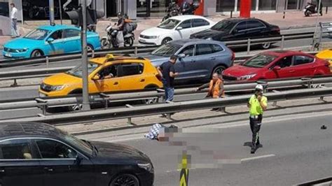B­e­ş­i­k­t­a­ş­­t­a­ ­o­t­o­m­o­b­i­l­i­n­ ­ç­a­r­p­t­ı­ğ­ı­ ­y­a­y­a­ ­a­ğ­ı­r­ ­y­a­r­a­l­a­n­d­ı­ ­-­ ­S­o­n­ ­D­a­k­i­k­a­ ­H­a­b­e­r­l­e­r­